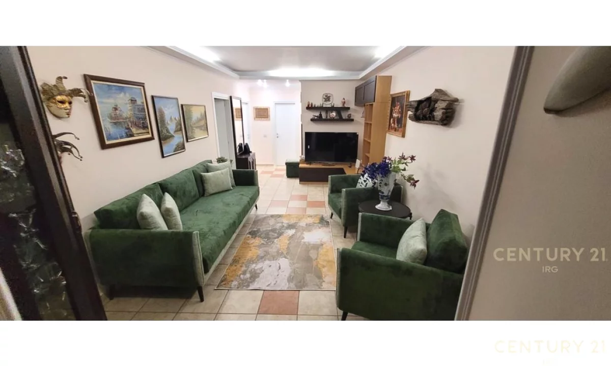 Shtepi me qera Apartament ne Tirane, 2+1, Mobilimi E mobiluar, Pagesa 700  Euro.