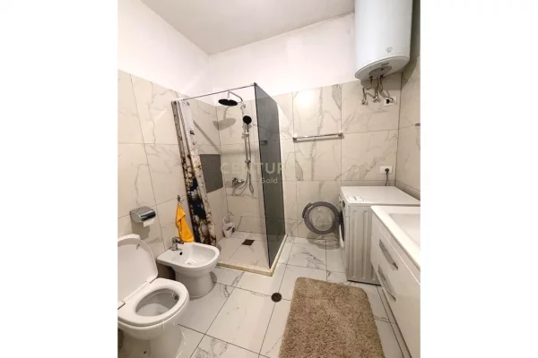 Shtepi me qera Apartament ne Tirane, 2+1, Mobilimi E mobiluar, Pagesa 600  Euro.