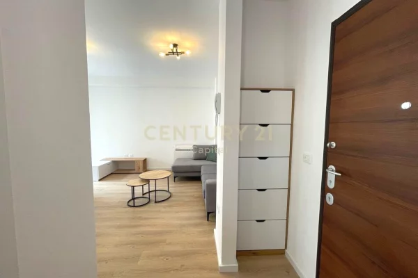 Shtepi me qera Apartament ne Tirane, 1+1, Mobilimi Bosh, pa mobiluar, Pagesa 550  Euro.