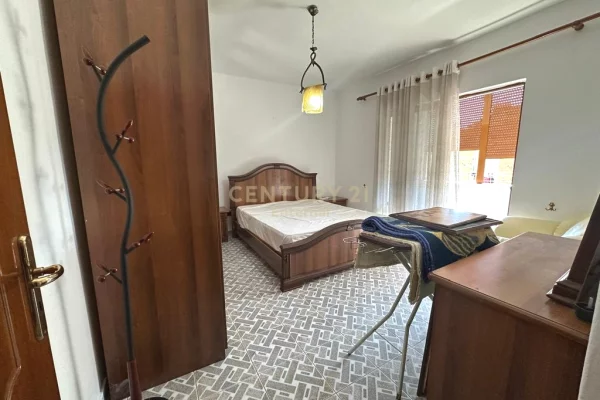 Shtepi me qera Apartament ne Tirane, 1+1, Mobilimi E mobiluar, Pagesa 400  Euro.