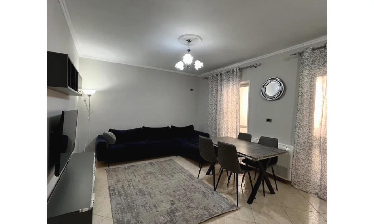 Shtepi me qera Apartament ne Tirane, 1+1, Mobilimi E mobiluar, Pagesa 50,000  Leke.
