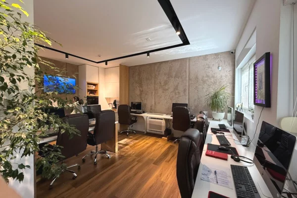 JEPET AMBIENT BIZNESI +2 POSTE PARKIMI, KOMPLEKSI MANGALEM 21, ALI DEMI