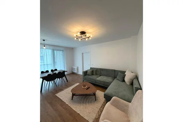 Shtepi me qera 2+1 ne Tirane - 690 Euro