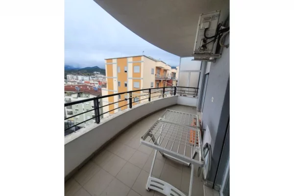 Shtepi me qera Apartament ne Tirane, 1+1, Mobilimi E mobiluar, Pagesa 400  Euro.