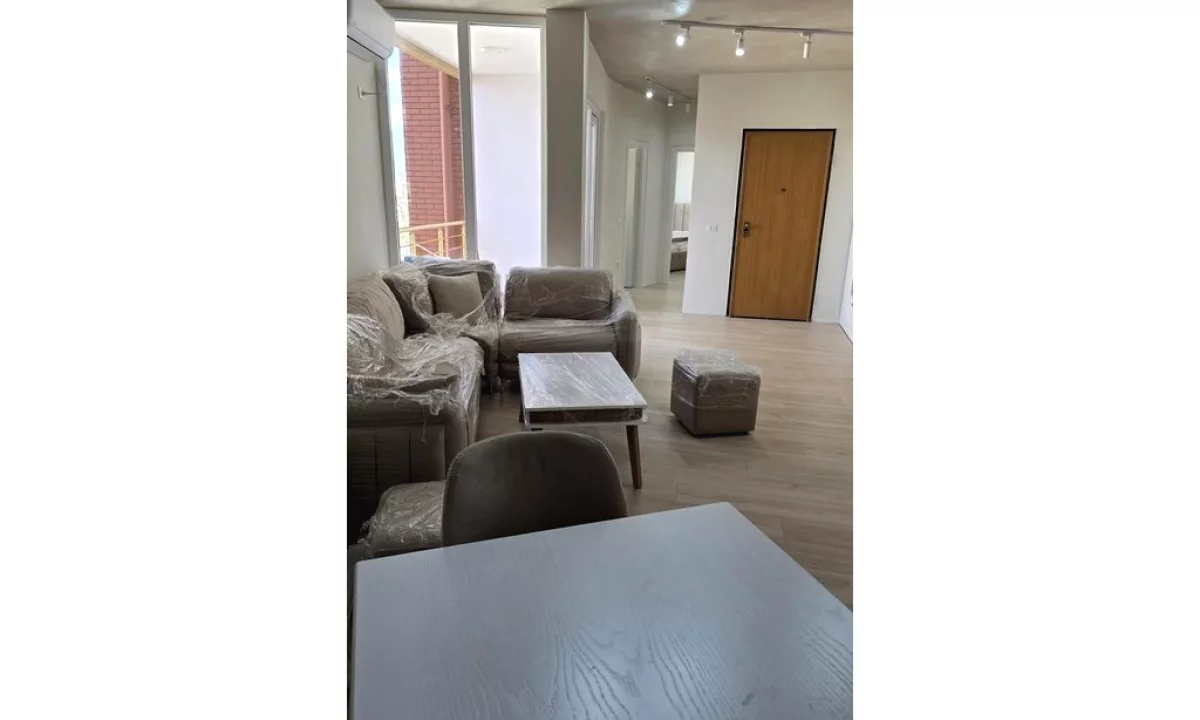 Shtepi me qera Apartament ne Tirane, 1+1, Mobilimi E mobiluar, Pagesa 625  Euro.