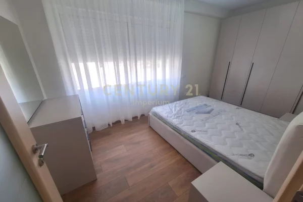 Shtepi me qera Apartament ne Tirane, 1+1, Mobilimi E mobiluar, Pagesa 650  Euro.