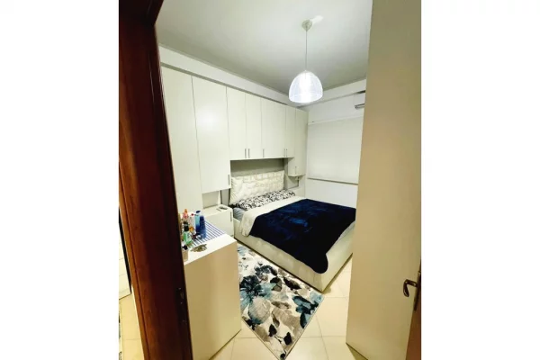 Shtepi me qera Apartament ne Tirane, 1+1, Mobilimi E mobiluar, Pagesa 650  Euro.