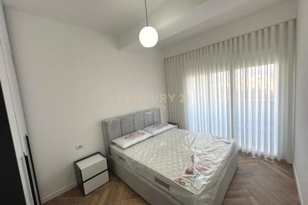 Shtepi me qera Apartament ne Tirane, 1+1, Mobilimi E mobiluar, Pagesa 600  Euro.