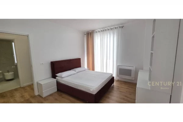 Shtepi me qera Apartament ne Tirane, 2+1, Mobilimi E mobiluar, Pagesa 850  Euro.