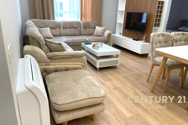 Shtepi ne shitje Apartament ne Tirane, 3+1, Mobilimi E mobiluar, Pagesa 191,400  Euro.