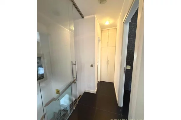 Shtepi me qera Duplex(shtepi me 2 kate) ne Tirane, 2+1, Mobilimi E mobiluar, Pagesa 1,100  Euro.