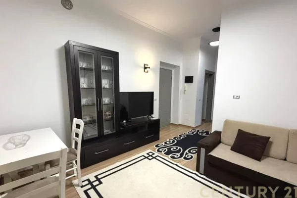 Shtepi me qera Apartament ne Tirane, 2+1, Mobilimi E mobiluar, Pagesa 600  Euro.