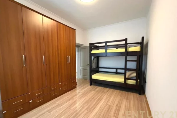 Shtepi me qera Apartament ne Tirane, 2+1, Mobilimi E mobiluar, Pagesa 600  Euro.