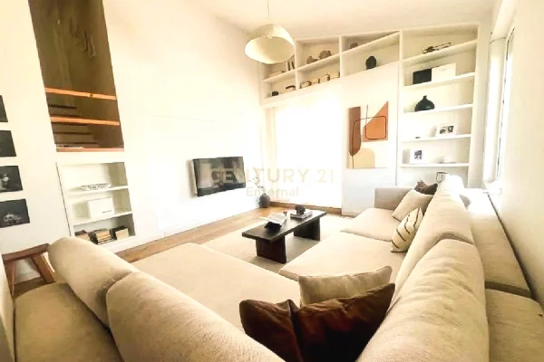 Kodra E Diellit - Jepet Me Qira Penthouse Duplex Luxury 2+1+2