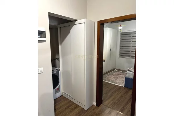 Shtepi me qera Apartament ne Tirane, 2+1, Mobilimi E mobiluar, Pagesa 600  Euro.
