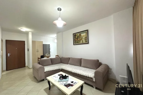 Shtepi ne shitje Apartament ne Tirane, 1+1, Mobilimi E mobiluar, Pagesa 130,000  Euro.