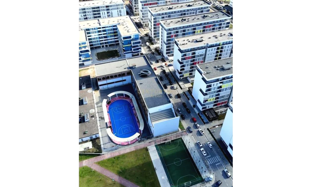 Shtepi ne shitje Apartament ne Tirane, 1+1, Mobilimi Bosh, pa mobiluar, Pagesa 80,000  Euro.