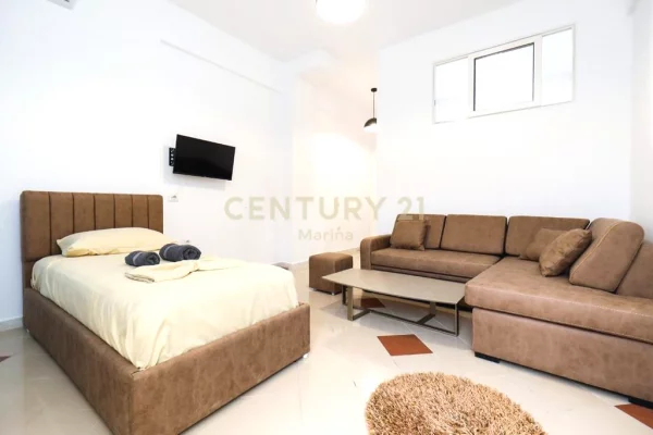 Shtepi ne shitje Apartament ne Vlore, 4+1, Mobilimi E mobiluar, Pagesa 295,000  Euro.