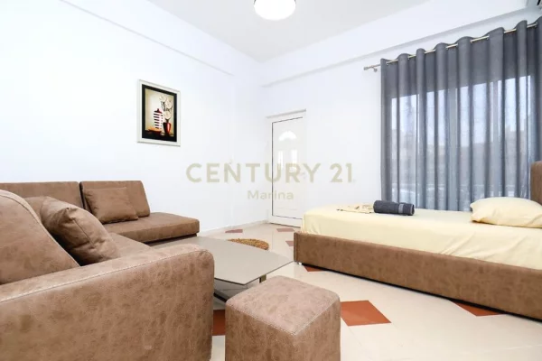 Shtepi ne shitje Apartament ne Vlore, 4+1, Mobilimi E mobiluar, Pagesa 295,000  Euro.