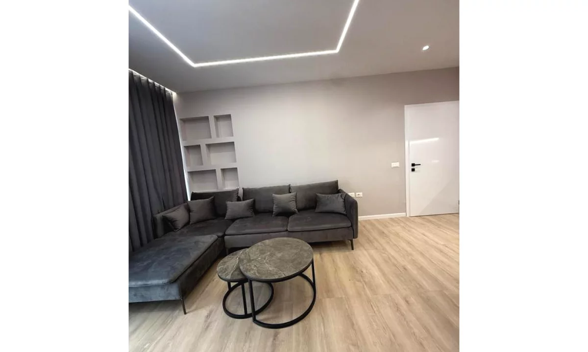 Shtepi me qera Apartament ne Tirane, 1+1, Mobilimi E mobiluar, Pagesa 500  Euro.