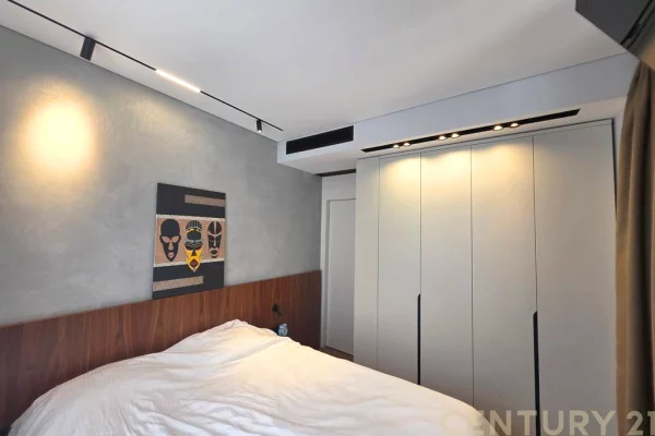 Shtepi ne shitje Apartament ne Tirane, 2+1, Mobilimi E mobiluar, Pagesa 250,000  Euro.