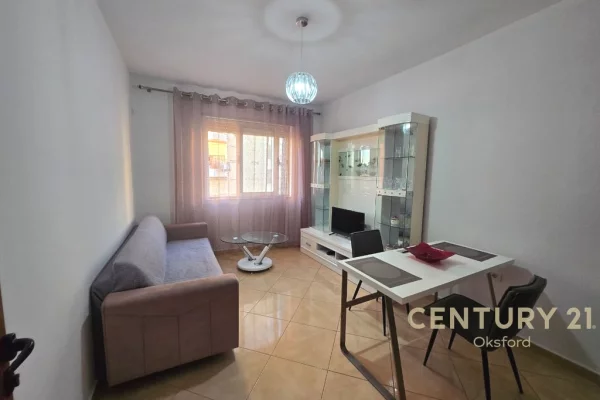 Shtepi me qera Apartament ne Tirane, 1+1, Mobilimi E mobiluar, Pagesa 450  Euro.