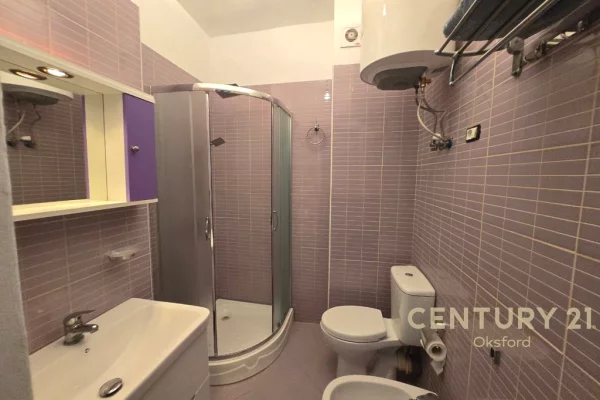 Shtepi me qera Apartament ne Tirane, 1+1, Mobilimi E mobiluar, Pagesa 450  Euro.