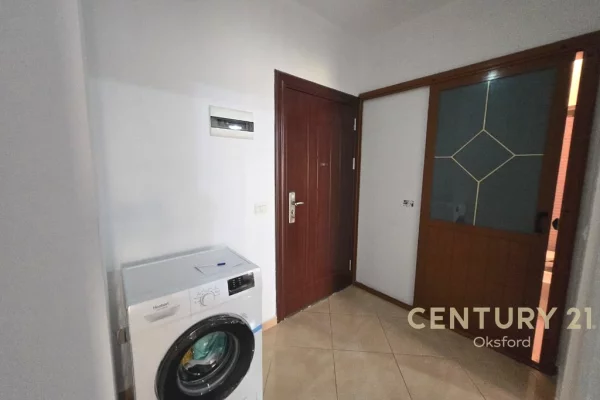 Shtepi me qera Apartament ne Tirane, 1+1, Mobilimi E mobiluar, Pagesa 450  Euro.