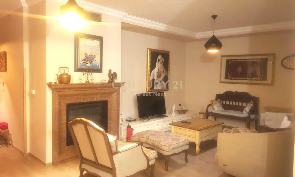 Shtepi me qera Apartament ne Tirane, 2+1, Mobilimi E mobiluar, Pagesa 750  Euro.