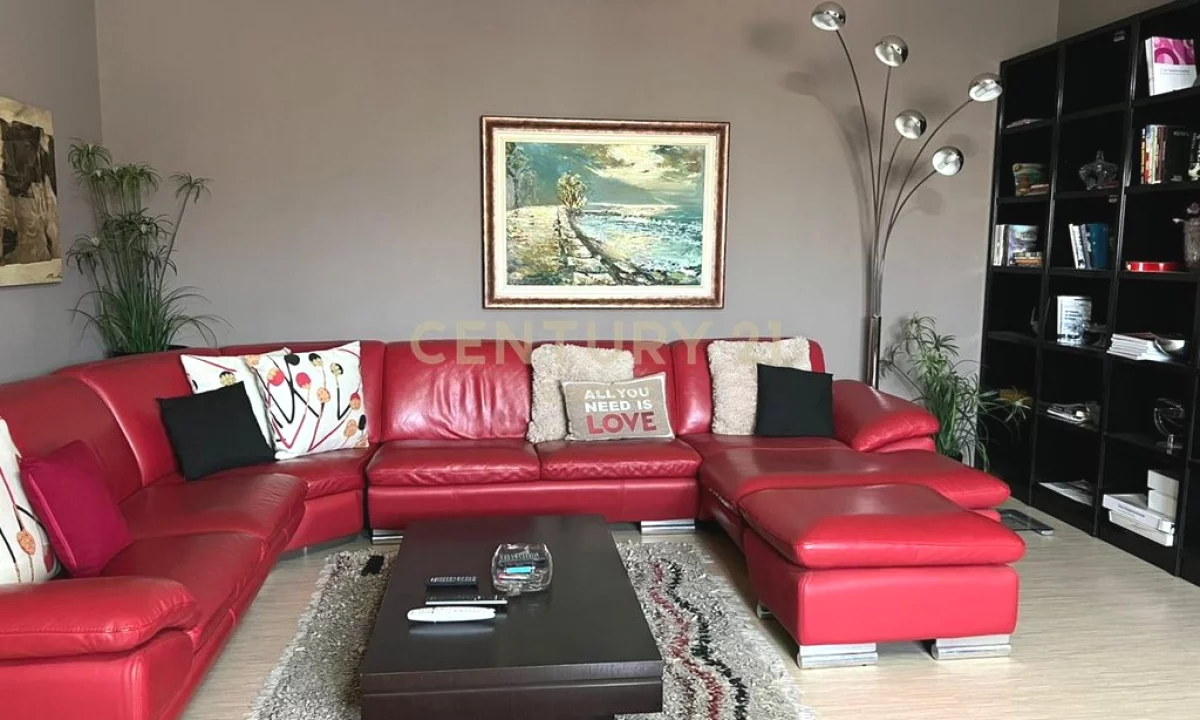 Shtepi me qera Apartament ne Tirane, 2+1, Mobilimi E mobiluar, Pagesa 1,000  Euro.