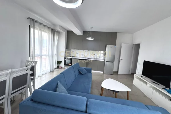 Apartament 2+1+2 Me Qira në Spitali QSUT (Nënë Tereza), Farmacia 10!