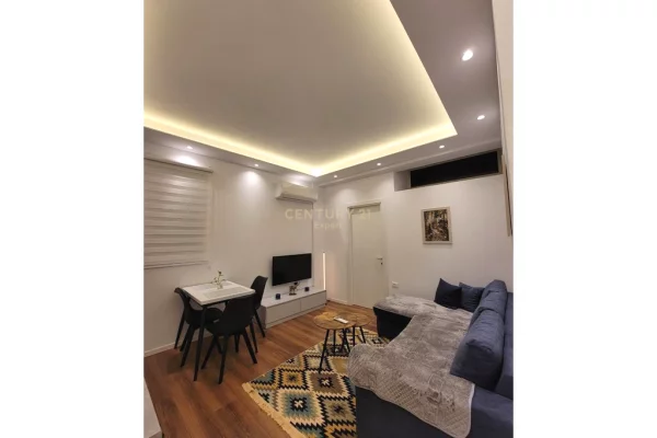 Shtepi me qera Apartament ne Tirane, 1+1, Mobilimi E mobiluar, Pagesa 550  Euro.