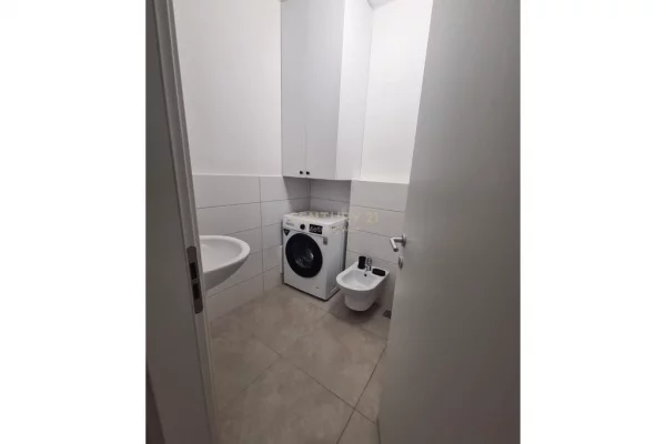 Shtepi me qera Apartament ne Tirane, 1+1, Mobilimi E mobiluar, Pagesa 70,000  Leke.