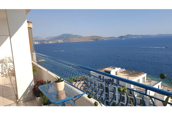 Shtepi ne shitje Penthose(kati i fundit panoramik) ne Sarande, 3+1, Mobilimi E mobiluar, Pagesa 350,000  Euro.