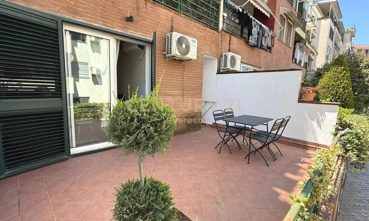 Shtepi ne shitje Apartament ne Tirane, 1+1, Mobilimi E mobiluar, Pagesa 158,000  Euro.