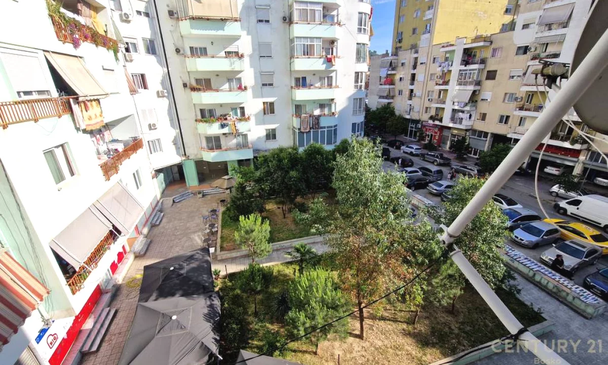 Shtepi me qera Apartament ne Tirane, 1+1, Mobilimi E mobiluar, Pagesa 450  Euro.