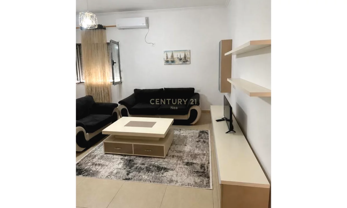 Shtepi me qera Apartament ne Tirane, 1+1, Mobilimi E mobiluar, Pagesa 400  Euro.