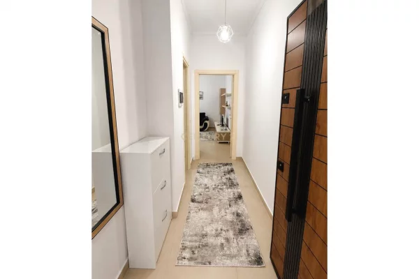 Shtepi me qera Apartament ne Tirane, 1+1, Mobilimi E mobiluar, Pagesa 400  Euro.