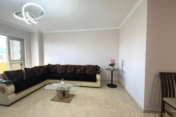 Shtepi ne shitje Apartament ne Tirane, 2+1, Mobilimi E mobiluar, Pagesa 310,000  Euro.