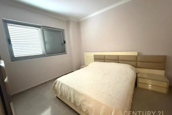 Shtepi ne shitje Apartament ne Tirane, 2+1, Mobilimi E mobiluar, Pagesa 310,000  Euro.