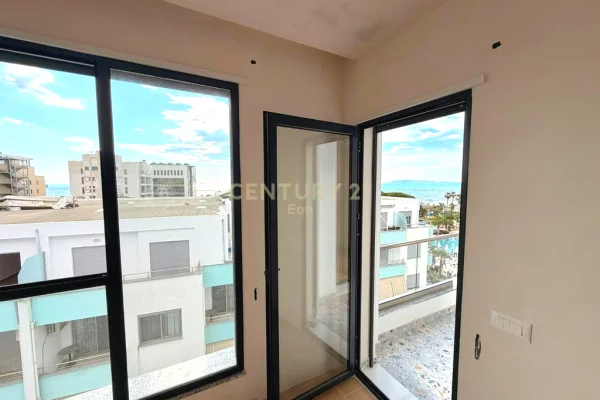 Shtepi ne shitje Apartament ne Durres, 1+1, Mobilimi Bosh, pa mobiluar, Pagesa 112,000  Euro.