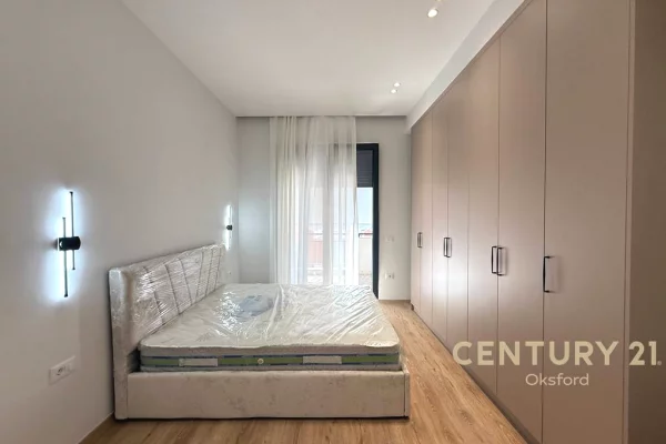Shtepi me qera Apartament ne Tirane, 2+1, Mobilimi E mobiluar, Pagesa 1,350  Euro.