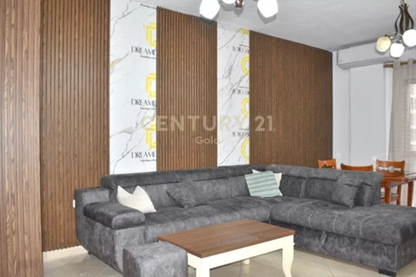Shtepi me qera Apartament ne Tirane, 2+1, Mobilimi E mobiluar, Pagesa 650  Euro.
