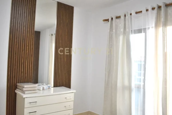 Shtepi me qera Apartament ne Tirane, 2+1, Mobilimi E mobiluar, Pagesa 650  Euro.