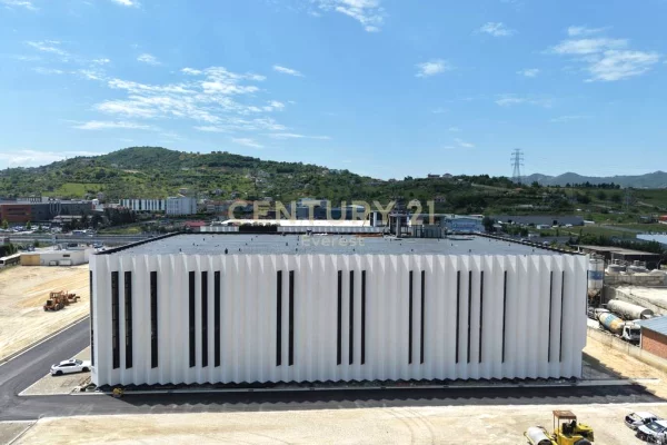 Shtepi ne shitje Apartament ne Tirane, 2+1, Mobilimi E mobiluar, Pagesa 210,000  Euro.