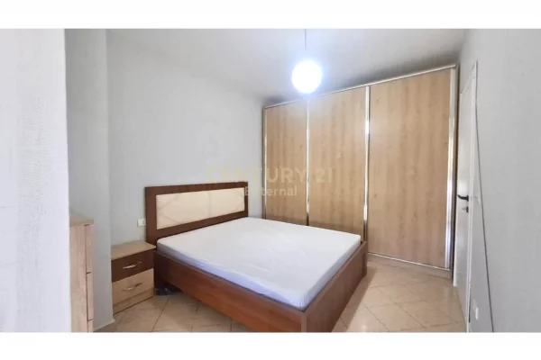 Shtepi me qera Apartament ne Tirane, 1+1, Mobilimi E mobiluar, Pagesa 450  Euro.