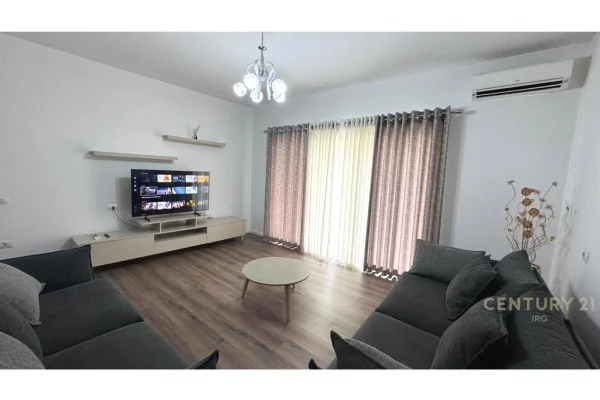 Shtepi me qera Apartament ne Tirane, 2+1, Mobilimi E mobiluar, Pagesa 750  Euro.