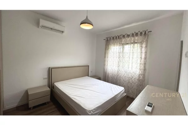 Shtepi me qera Apartament ne Tirane, 2+1, Mobilimi E mobiluar, Pagesa 750  Euro.