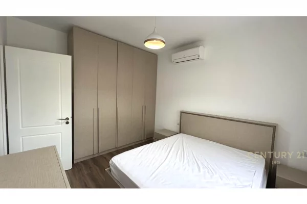 Shtepi me qera Apartament ne Tirane, 2+1, Mobilimi E mobiluar, Pagesa 750  Euro.