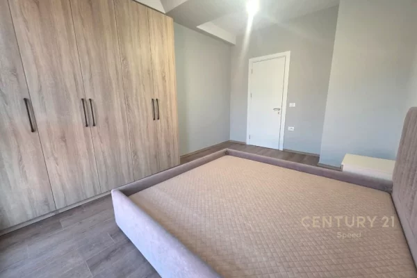 Shtepi me qera Apartament ne Tirane, 2+1, Mobilimi E mobiluar, Pagesa 570  Euro.